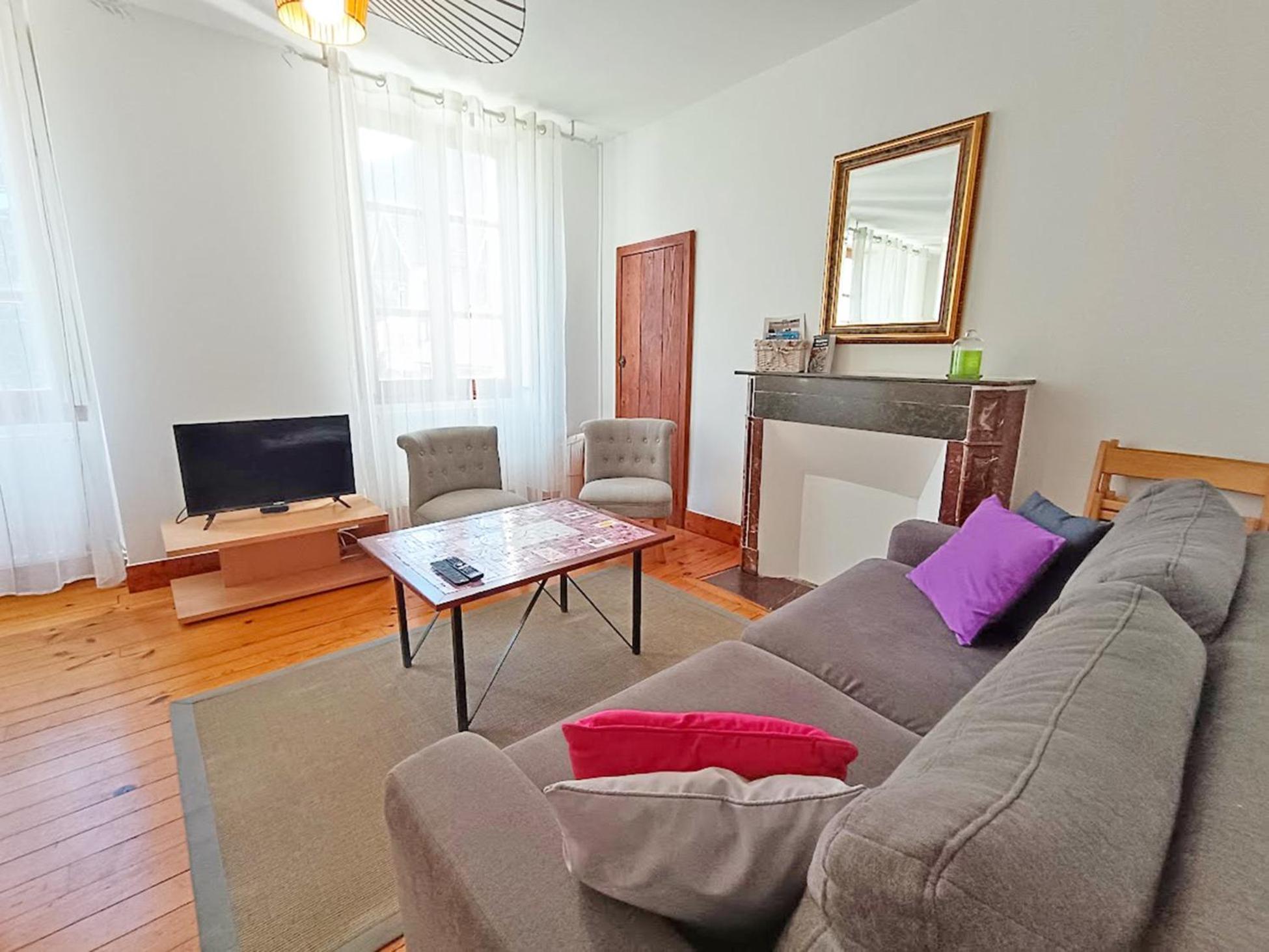 Le Petit Cerf, T3, Wifi, Cave Apartment Bagneres-de-Luchon Exterior photo